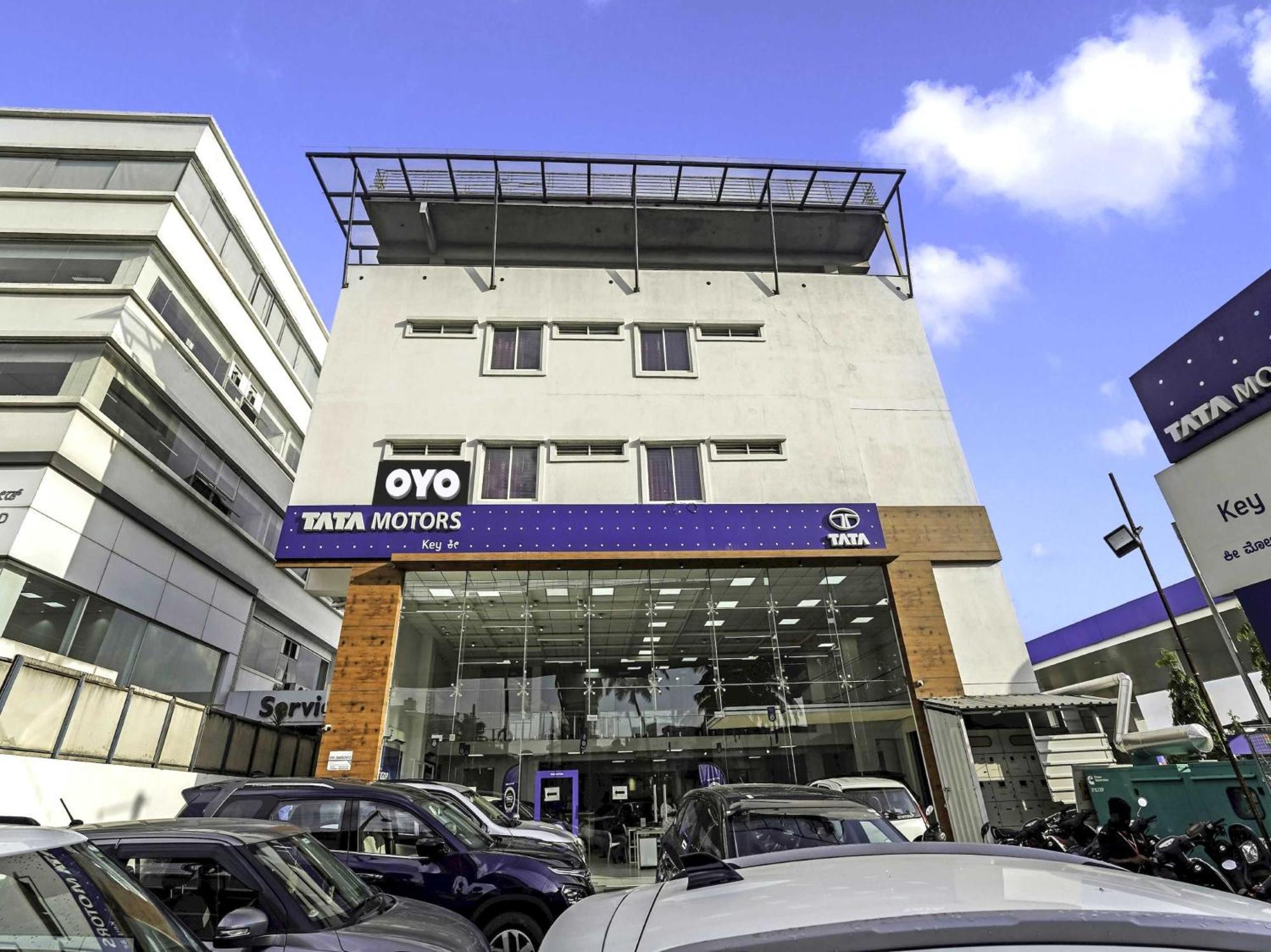 Oyo Flagship Hotel Ayodhya Bangalore Eksteriør billede