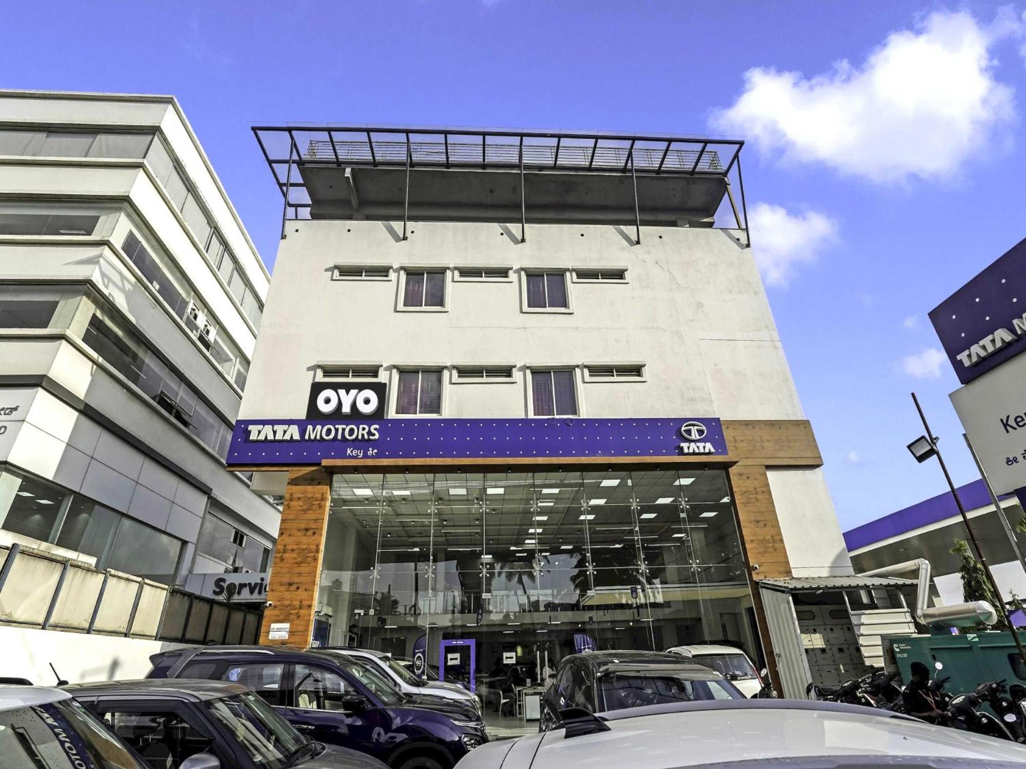 Oyo Flagship Hotel Ayodhya Bangalore Eksteriør billede